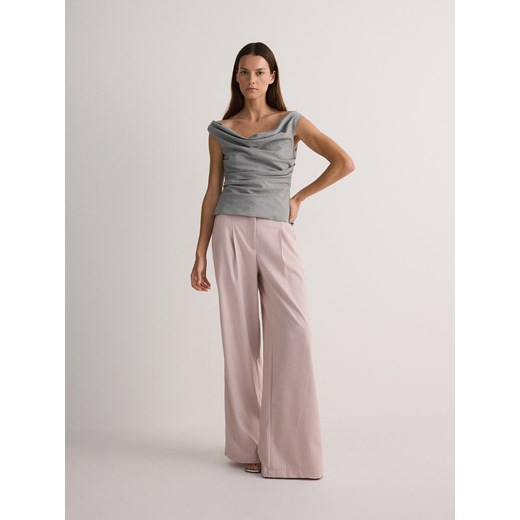 Reserved - Szerokie spodnie z zakładkami z wiskozą - brudny róż ze sklepu Reserved w kategorii Spodnie damskie - zdjęcie 171259636