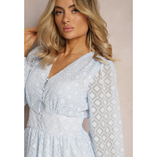 Niebieska Koktajlowa Sukienka z Geometrycznym Wzorem na Siateczce z Falbankami Renee S okazyjna cena Renee odzież