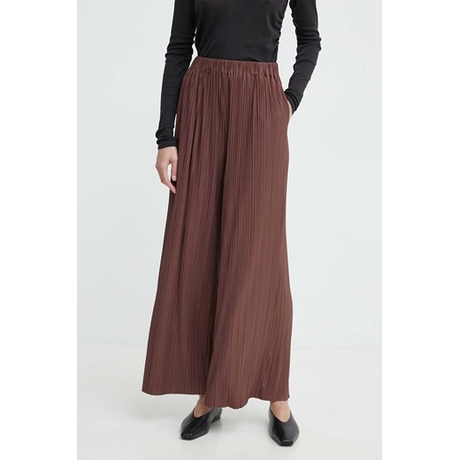 Samsoe Samsoe spodnie UMA damskie kolor brązowy szerokie high waist F21200187 ze sklepu PRM w kategorii Spodnie damskie - zdjęcie 171298406