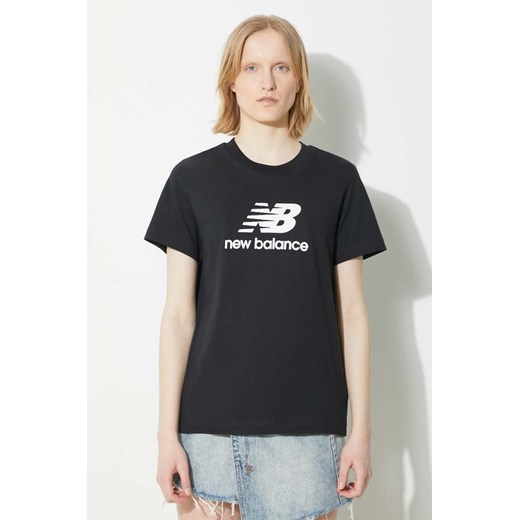 New Balance t-shirt bawełniany Sport Essentials damski kolor czarny WT41502BK ze sklepu PRM w kategorii Bluzki damskie - zdjęcie 171299108