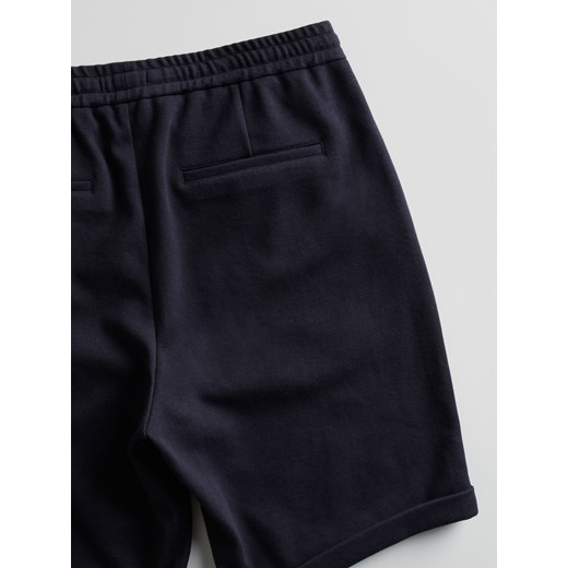 Reserved - Szorty regular fit - granatowy Reserved L Reserved