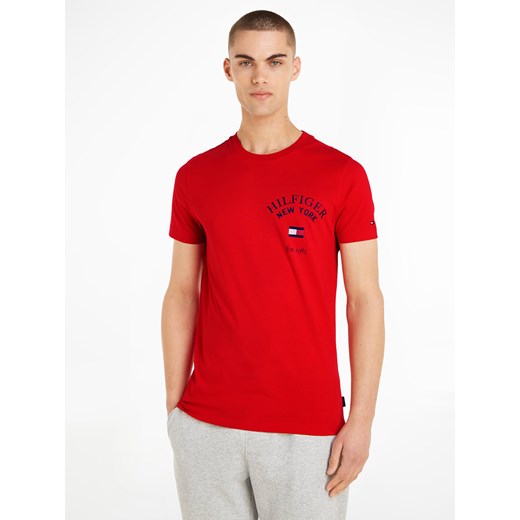Tommy Hilfiger Koszulka w kolorze czerwonym ze sklepu Limango Polska w kategorii T-shirty męskie - zdjęcie 171320509