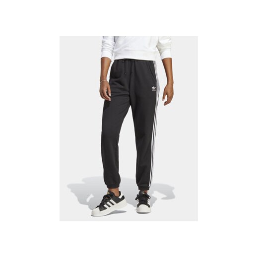 adidas Spodnie dresowe adicolor Classics IB7457 Czarny Regular Fit ze sklepu MODIVO w kategorii Spodnie damskie - zdjęcie 171328415