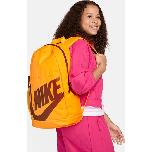 Plecak dziecięcy Nike (20 l) - Pomarańczowy ze sklepu Nike poland w kategorii Plecaki dla dzieci - zdjęcie 171331555