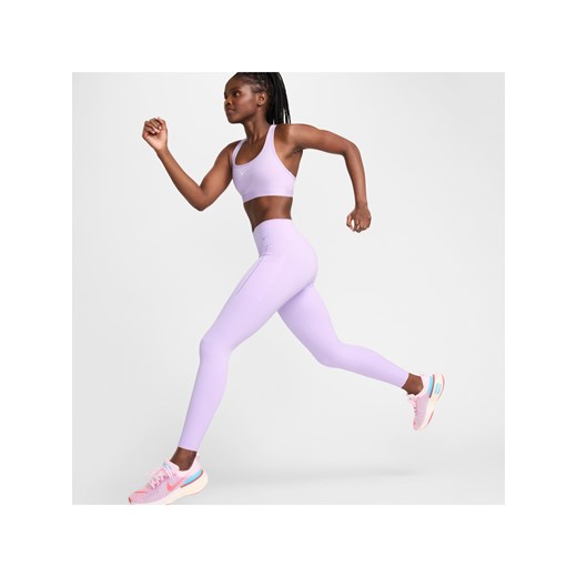 Damskie legginsy o pełnej długości ze średnim stanem i kieszeniami zapewniające średnie wsparcie Nike Universa - Fiolet ze sklepu Nike poland w kategorii Spodnie damskie - zdjęcie 171331579