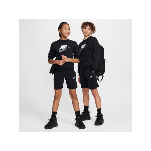 Dres ze spodenkami dla dużych dzieci Nike Sportswear Club Fleece - Czerń ze sklepu Nike poland w kategorii Spodenki chłopięce - zdjęcie 171331638