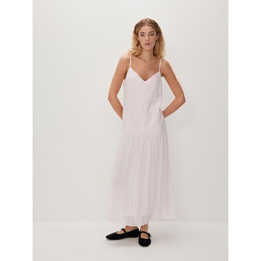 Reserved - Sukienka z plisowanym dołem - pastelowy róż ze sklepu Reserved w kategorii Sukienki - zdjęcie 171353159
