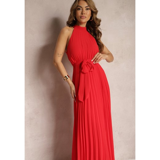 Czerwona Sukienka Maxi bez Rękawów z Gumką w Talii z Plisowanej Tkaniny Pesstia Renee ONE SIZE promocyjna cena Renee odzież