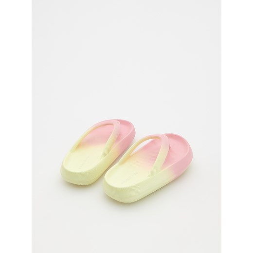 Klapki dziecięce wielokolorowe Reserved bez zapięcia 