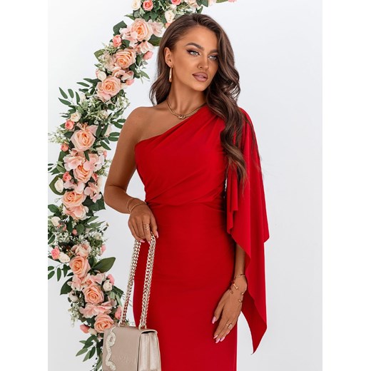 Sukienka Pakuten z dekoltem v elegancka