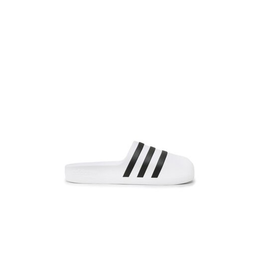 adidas Klapki adifom adilette HQ7219 Biały ze sklepu MODIVO w kategorii Klapki męskie - zdjęcie 171420676