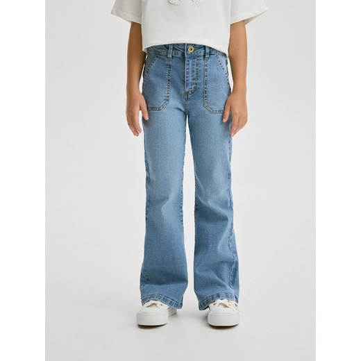 Reserved - Elastyczne jeansy flare - niebieski ze sklepu Reserved w kategorii Spodnie dziewczęce - zdjęcie 171425465