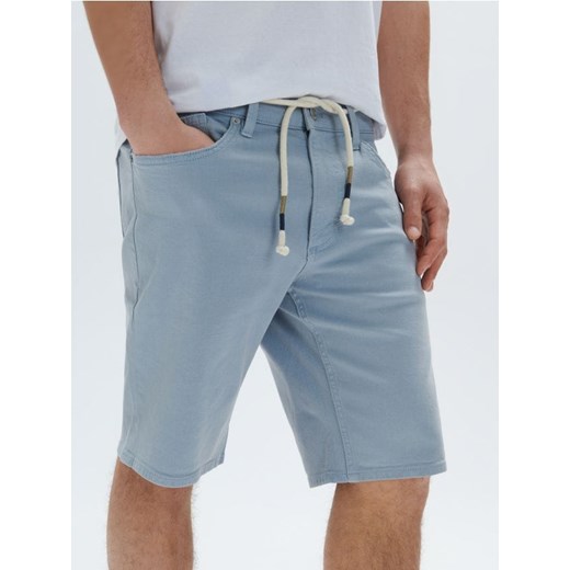 Sinsay - Szorty jeansowe regular - błękitny ze sklepu Sinsay w kategorii Spodenki męskie - zdjęcie 171434926