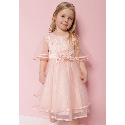 Różowa Koronkowa Sukienka z Krótkim Rękawem z Cyrkoniami i Perełkami Mabet ze sklepu Born2be Odzież w kategorii Sukienki dziewczęce - zdjęcie 171442048