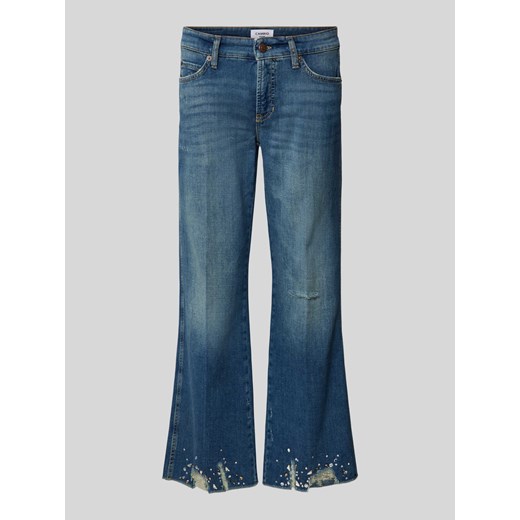 Jeansy o rozkloszowanym i skróconym kroju z efektem znoszenia ze sklepu Peek&Cloppenburg  w kategorii Jeansy damskie - zdjęcie 171447017