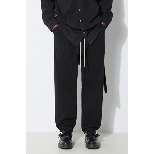 Rick Owens spodnie dresowe bawełniane kolor czarny gładkie DU01D1370.RIG.09 ze sklepu PRM w kategorii Spodnie męskie - zdjęcie 171450777