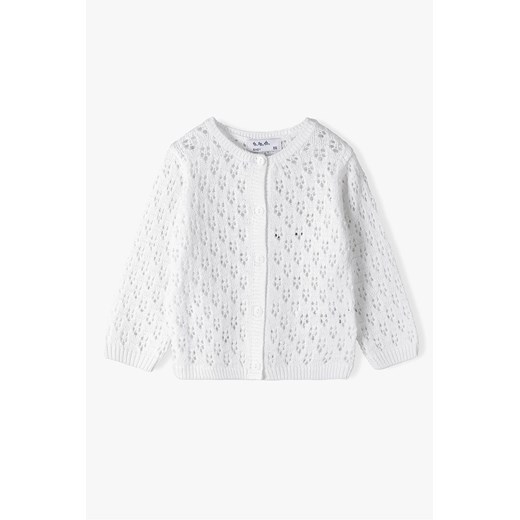Biały ażurowy sweter dla niemowlaka - 5.10.15. ze sklepu 5.10.15 w kategorii Bluzy i swetry - zdjęcie 171455419