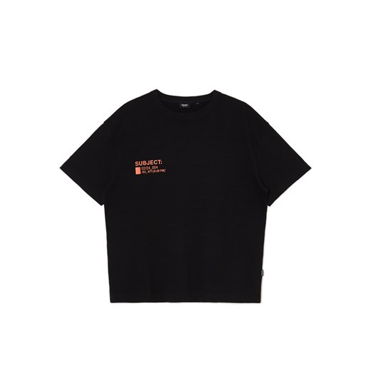 Cropp - Czarny t-shirt z nadrukiem - czarny ze sklepu Cropp w kategorii T-shirty męskie - zdjęcie 171475805