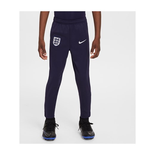 Spodnie piłkarskie z dzianiny dla małych dzieci Nike Dri-FIT Anglia Academy Pro - Fiolet ze sklepu Nike poland w kategorii Spodnie chłopięce - zdjęcie 171502379