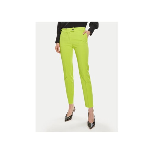 Rinascimento Spodnie materiałowe CFC0117747003 Zielony Regular Fit ze sklepu MODIVO w kategorii Spodnie damskie - zdjęcie 171504437