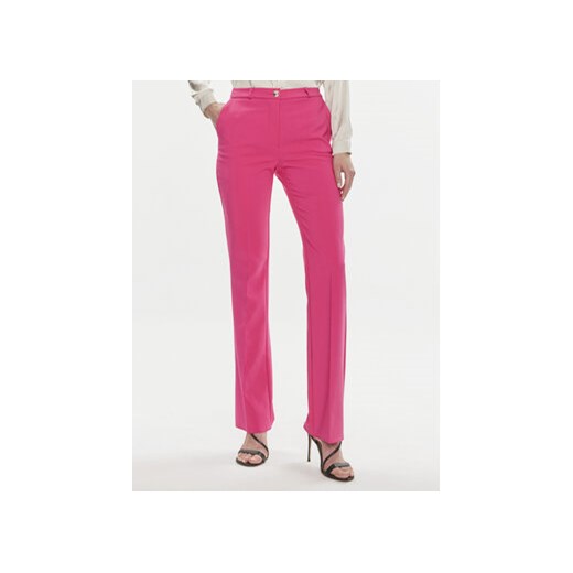 Rinascimento Spodnie materiałowe CFC0118270003 Różowy Regular Fit ze sklepu MODIVO w kategorii Spodnie damskie - zdjęcie 171508149