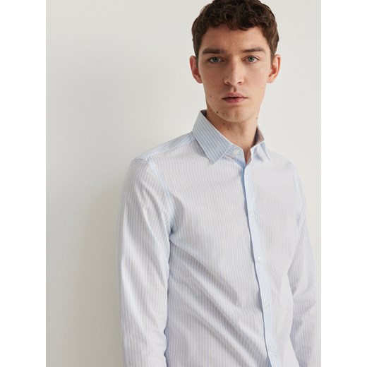 Reserved - Koszula slim fit w paski - jasnoniebieski ze sklepu Reserved w kategorii Koszule męskie - zdjęcie 171516306