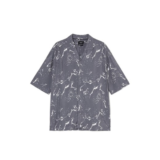 Cropp - Szara koszula z nadrukiem all over - szary ze sklepu Cropp w kategorii Koszule męskie - zdjęcie 171517995