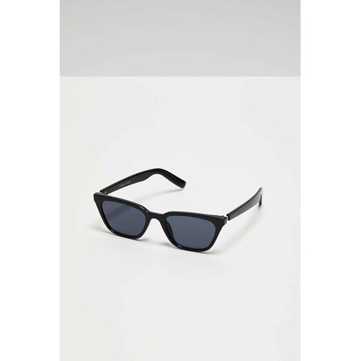 Okulary przeciwsłoneczne o kocim kształcie czarne ze sklepu 5.10.15 w kategorii Okulary przeciwsłoneczne damskie - zdjęcie 171546135