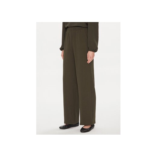 Vero Moda Spodnie materiałowe 10302548 Szary Loose Fit ze sklepu MODIVO w kategorii Spodnie damskie - zdjęcie 171556977
