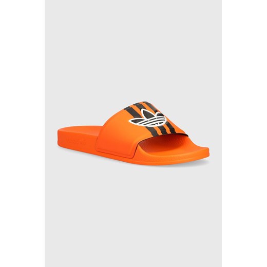 adidas Originals klapki Adilette męskie kolor pomarańczowy ID5788 ze sklepu PRM w kategorii Klapki męskie - zdjęcie 171560019