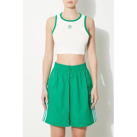 adidas Originals szorty 3S Cargo Shorts damskie kolor zielony z aplikacją high waist JH1073 ze sklepu PRM w kategorii Szorty - zdjęcie 171560399