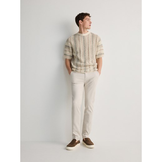 Reserved - Spodnie chino slim fit - beżowy ze sklepu Reserved w kategorii Spodnie męskie - zdjęcie 171573337