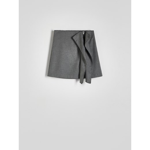 Reserved - Spódnica mini z ozdobnymi fałdami - jasnoszary ze sklepu Reserved w kategorii Spódnice - zdjęcie 171580698