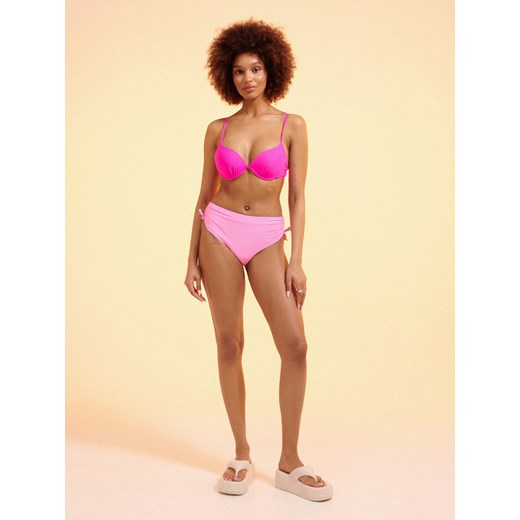 Cropp - Różowy dół od bikini typu figi z wiązaniami - różowy Cropp L Cropp