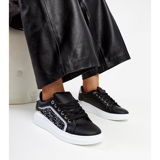 Czarne sneakersy na platformie z brokatem Fekete ze sklepu gemre w kategorii Buty sportowe damskie - zdjęcie 171585429