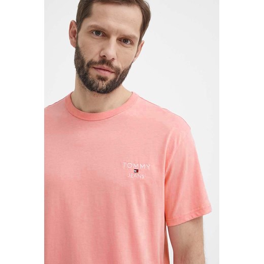 Tommy Jeans t-shirt bawełniany męski kolor różowy z aplikacją DM0DM18872 ze sklepu ANSWEAR.com w kategorii T-shirty męskie - zdjęcie 171588817