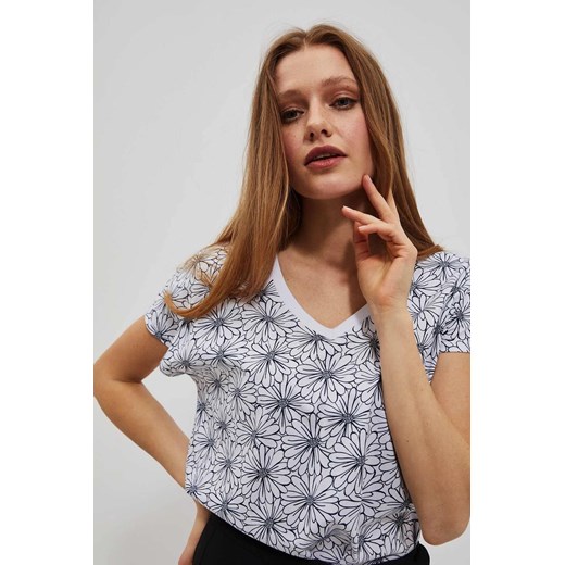 Koszulka damska z kwiatowym nadrukiem ze sklepu 5.10.15 w kategorii Bluzki damskie - zdjęcie 171598235