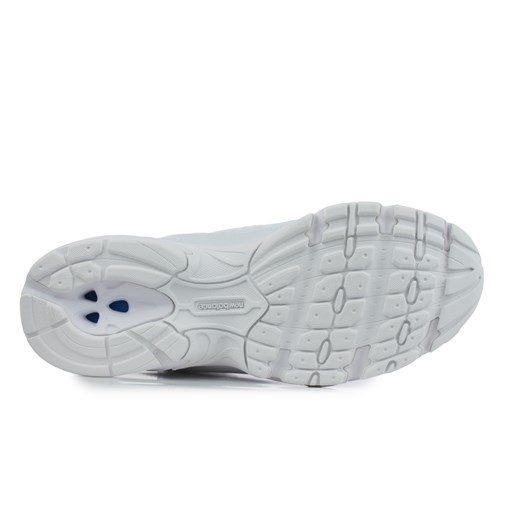 Buty sportowe damskie New Balance białe na wiosnę sznurowane na płaskiej podeszwie 