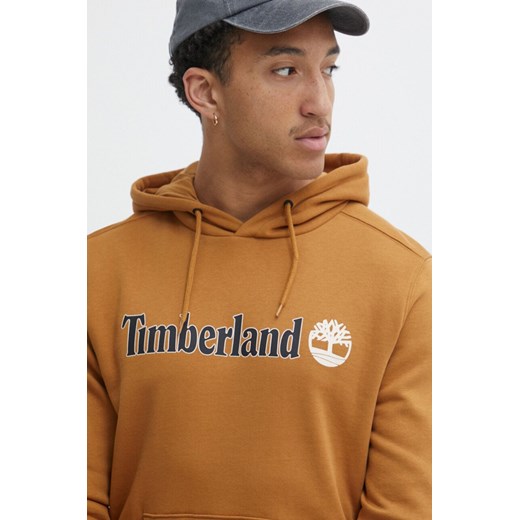 Timberland bluza męska kolor brązowy z kapturem z nadrukiem TB0A5UKKP471 ze sklepu ANSWEAR.com w kategorii Bluzy męskie - zdjęcie 171694256