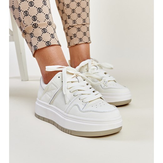 Białe skórzane sneakersy na grubej podeszwie Abrar ze sklepu gemre w kategorii Buty sportowe damskie - zdjęcie 171712965
