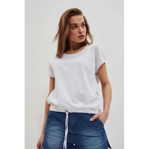 T-shirt z wiązaniem w pasie biały ze sklepu 5.10.15 w kategorii Bluzki damskie - zdjęcie 171932988