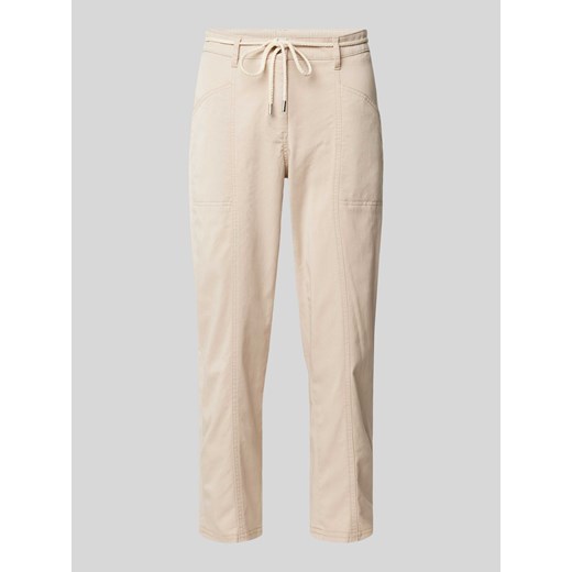 Spodnie w jednolitym kolorze z wiązanym paskiem ze sklepu Peek&Cloppenburg  w kategorii Spodnie damskie - zdjęcie 171934557
