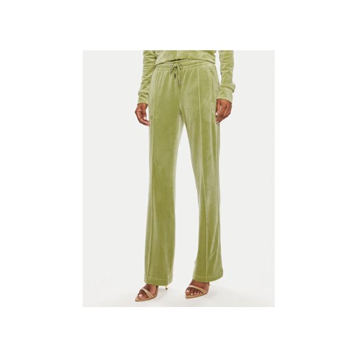 Juicy Couture Spodnie dresowe Tina JCAPW045 Zielony Regular Fit ze sklepu MODIVO w kategorii Spodnie damskie - zdjęcie 171949375