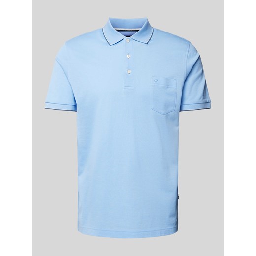 Koszulka polo z kieszenią na piersi i wyhaftowanym logo ze sklepu Peek&Cloppenburg  w kategorii T-shirty męskie - zdjęcie 171952547