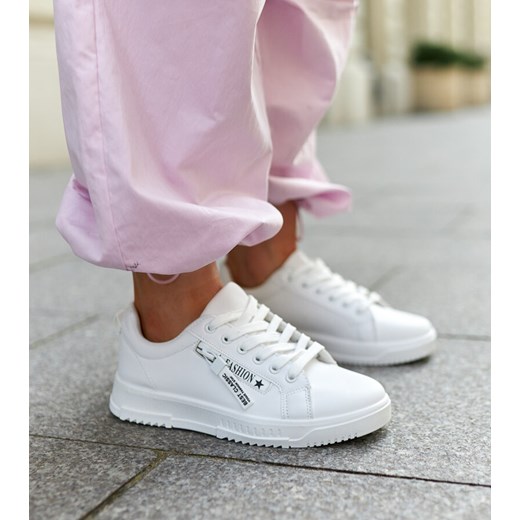 Białe sneakersy eko skóra Brecht ze sklepu gemre w kategorii Trampki damskie - zdjęcie 171977566