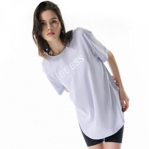Damski t-shirt z nadrukiem Guess Ayla - fioletowy ze sklepu Sportstylestory.com w kategorii Bluzki damskie - zdjęcie 171982717
