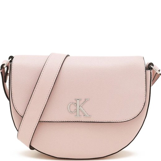 Listonoszka Calvin Klein na ramię matowa średnia