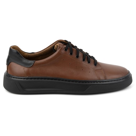 Buty męskie skórzane 930K brązowe z czarnym spodem ze sklepu butyolivier w kategorii Trampki męskie - zdjęcie 171998647