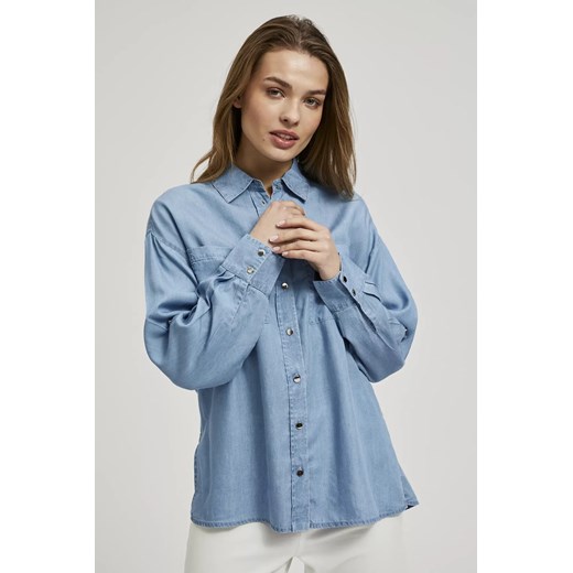 Koszula lyocell z kołnierzykiem zapinana na guziki niebieska ze sklepu Moodo.pl w kategorii Koszule damskie - zdjęcie 172000607