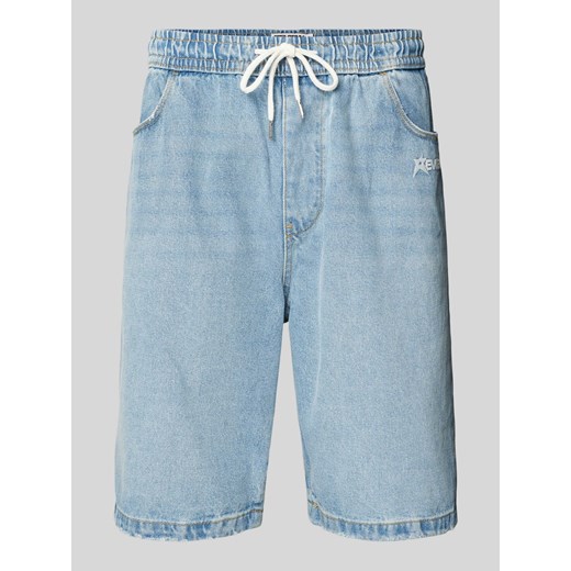 Szorty jeansowe z prostą nogawką i detalem z logo ze sklepu Peek&Cloppenburg  w kategorii Spodenki męskie - zdjęcie 172005446